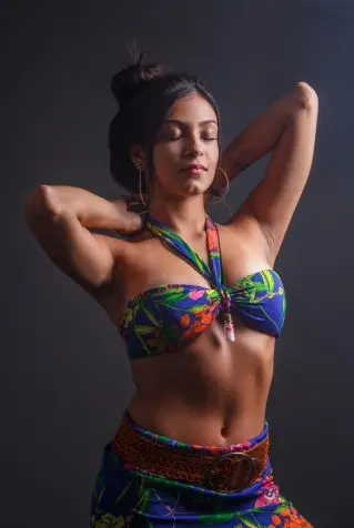 Low rate agra call girls
